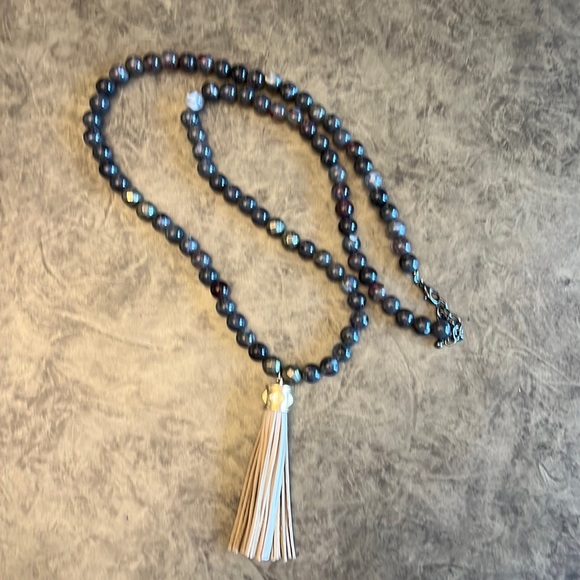 Necklace - Picture 1 of 3